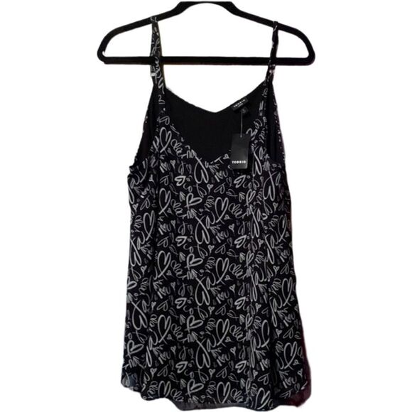 Torrid 0XL strappy tank top NWT $39.50 MSRP Sophie Graffiti Love - Picture 1 of 5